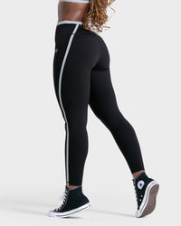 Dynamic Edge Leggings