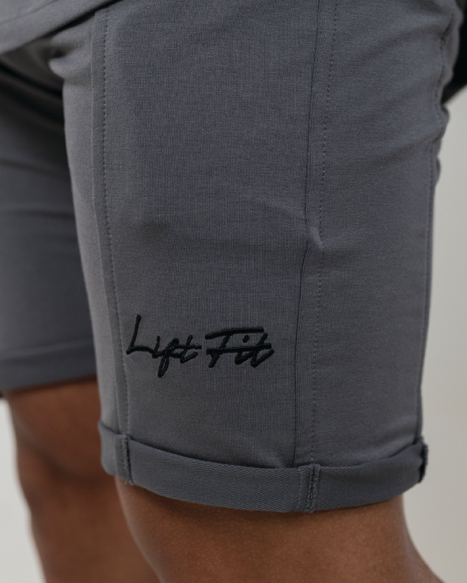 Signature 2.0 Short